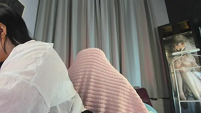 Snapshot of KittyNuarr chatting on June 16, 9:39 pm KittyNuarr online show from June 16, 9:39 pm