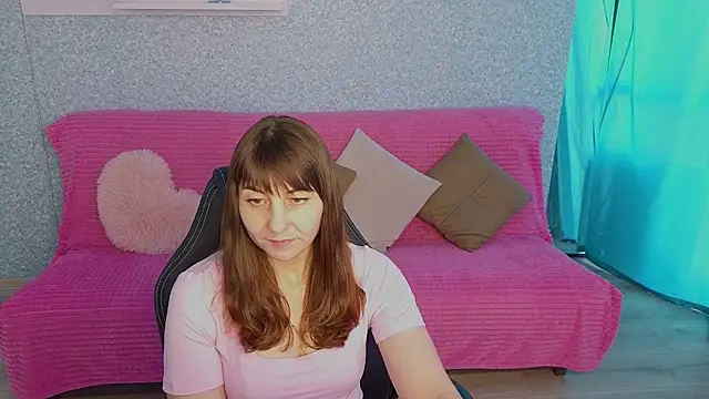 Snapshot of StelaDream chatting on June 12, 9:41 am StelaDream online show from June 12, 9:41 am