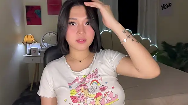 RingMyBelle online show from May 31, 2:35 pm