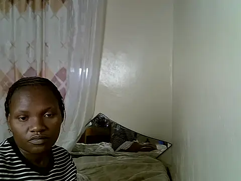 Sexxyfrey online show from June 10, 11:53 am