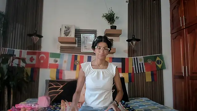 Evaa campbell online show from June 24, 12:48 pm