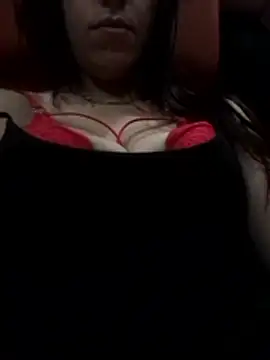 Snapshot of Zina_123 chatting on May 19, 6:20 am Zina 123 online show from May 19, 6:20 am