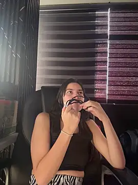 Snapshot of Stefany_LS chatting on June 20, 1:03 pm Stefany LS online show from June 20, 1:03 pm