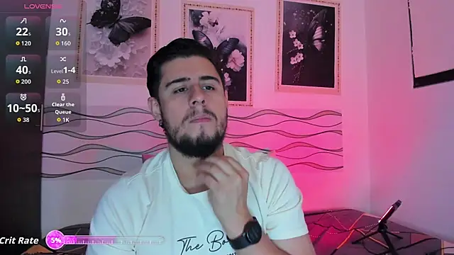 Snapshot of Ryan_evannss_ chatting on July 2, 12:22 pm Ryan evannss online show from July 2, 12:22 pm
