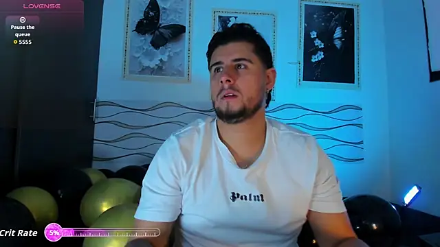 Snapshot of Ryan_evannss_ chatting on July 10, 12:41 pm Ryan evannss online show from July 10, 12:41 pm