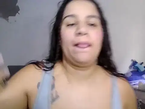 Snapshot of tifanny27 chatting on May 20, 7:09 pm tifanny27 online show from May 20, 7:09 pm