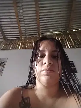 Snapshot of tifanny27 chatting on June 4, 6:14 pm tifanny27 online show from June 4, 6:14 pm