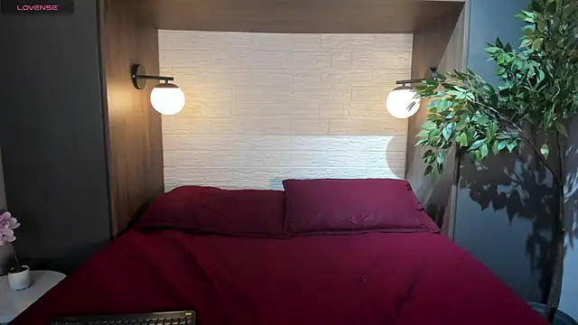 Brunodeluca  online show from July 11, 7:38 pm