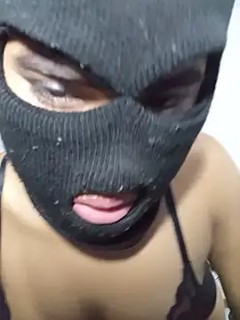firegirl911  online show from May 27, 12:18 am