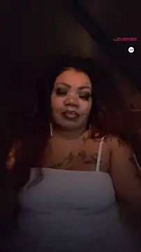 Snapshot of NailGoddessnow chatting on January 1, 10:11 am NailGoddessnow online show from January 1, 10:11 am