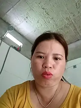 -Yeyi- online show from June 16, 9:34 am