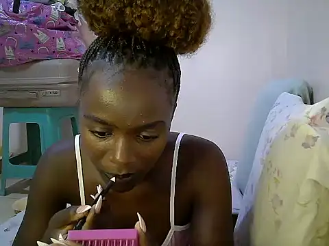 Snapshot of BUNNY_BLISS1 chatting on June 8, 9:37 pm BUNNY BLISS1 online show from June 8, 9:37 pm