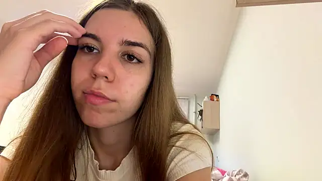 LaurindaStalford online show from July 8, 5:17 pm