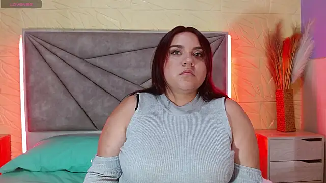 melani alvares online show from May 19, 10:38 pm