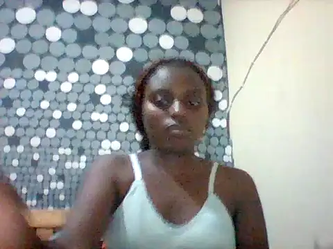 liligal online show from June 16, 8:00 pm