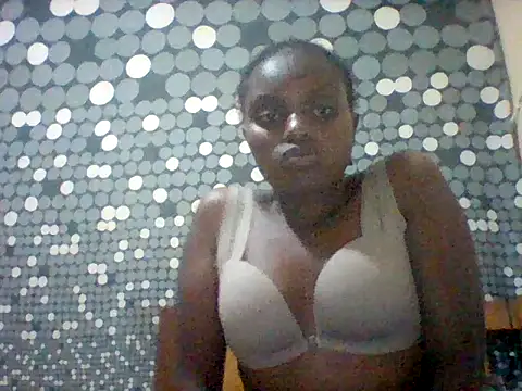 liligal online show from June 29, 7:36 pm