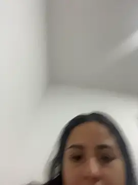 Snapshot of onMelan chatting on May 16, 12:40 am onMelan online show from May 16, 12:40 am