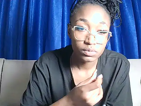 pinky aura22 online show from July 3, 8:48 pm