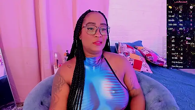 Snapshot of alison_daniels_ chatting on January 14, 1:50 pm alison daniels online show from January 14, 1:50 pm