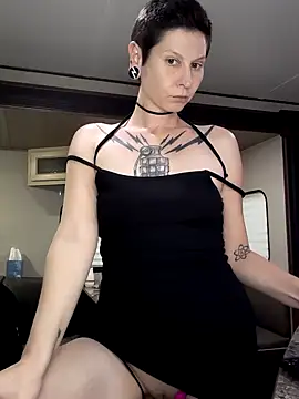 Snapshot of LaFemmeCyberObscura chatting on July 21, 7:49 pm LaFemmeCyberObscura online show from July 21, 7:49 pm