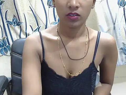 BabyQueen23 online show from June 2, 5:31 am