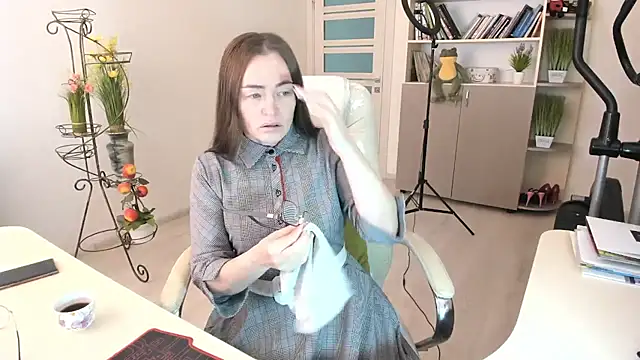 Vika73 online show from February 3, 6:40 am