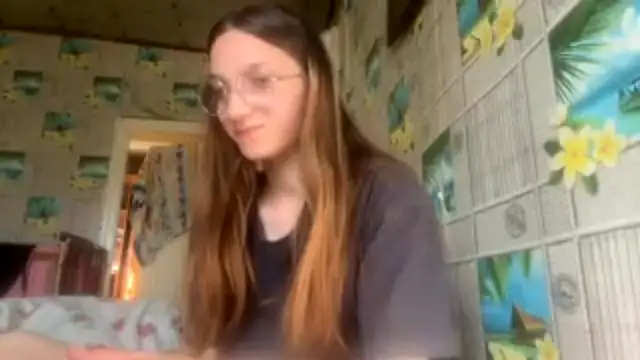 Snapshot of SparkleJebb chatting on June 9, 3:12 pm SparkleJebb online show from June 9, 3:12 pm