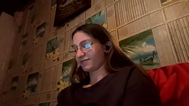 Snapshot of SparkleJebb chatting on June 10, 7:46 pm SparkleJebb online show from June 10, 7:46 pm