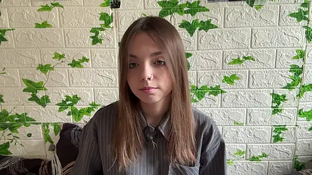 LisaPorse online show from June 17, 6:05 am