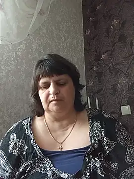 Snapshot of LisichkaOksana chatting on May 19, 7:37 am LisichkaOksana online show from May 19, 7:37 am