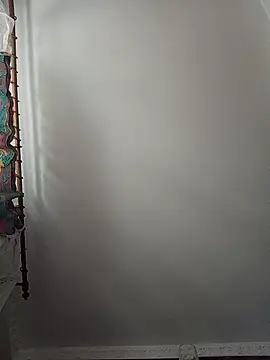 Snapshot of LisichkaOksana chatting on June 17, 8:06 am LisichkaOksana online show from June 17, 8:06 am