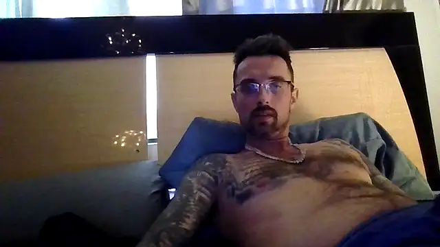 Snapshot of MrDGrey chatting on June 26, 2:38 am MrDGrey online show from June 26, 2:38 am