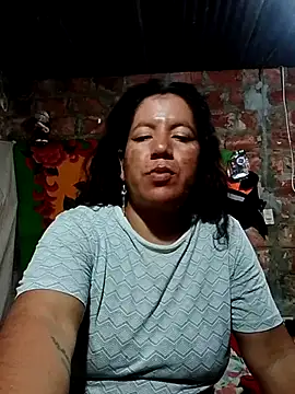 Snapshot of Valentina-Noir chatting on June 5, 6:52 am Valentina-Noir online show from June 5, 6:52 am