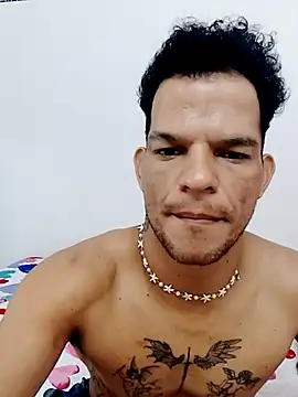 Snapshot of Ryan_04 chatting on June 3, 1:46 pm Ryan 04 online show from June 3, 1:46 pm