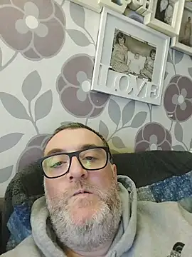 Snapshot of bigdickpeter78 chatting on May 22, 7:30 pm bigdickpeter78 online show from May 22, 7:30 pm