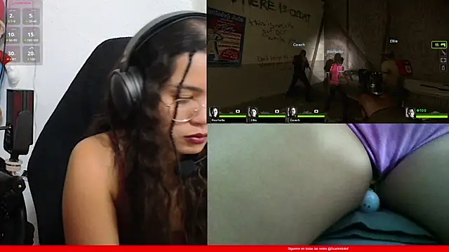 Snapshot of scarletdollof chatting on June 19, 7:28 pm scarletdollof online show from June 19, 7:28 pm