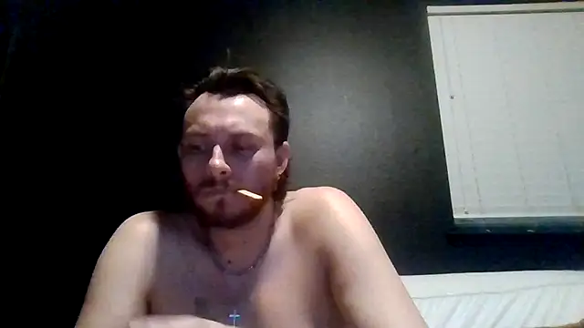 Snapshot of Tallhungcloudyyy chatting on June 15, 6:37 am Tallhungcloudyyy online show from June 15, 6:37 am