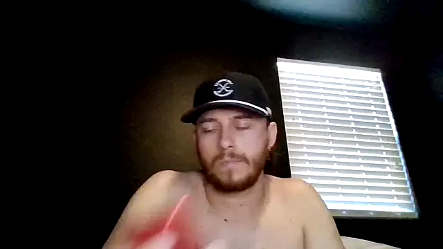 Snapshot of Tallhungcloudyyy chatting on July 14, 6:13 pm Tallhungcloudyyy online show from July 14, 6:13 pm