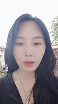 lylxili online show from May 30, 10:12 am