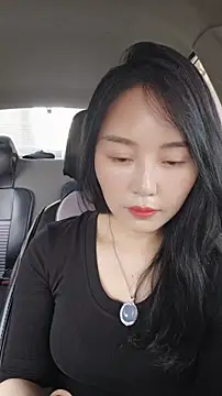 lylxili online show from June 15, 5:42 am