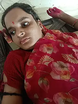 Snapshot of RAJNI_CUTY69 chatting on July 21, 6:05 am RAJNI CUTY69 online show from July 21, 6:05 am