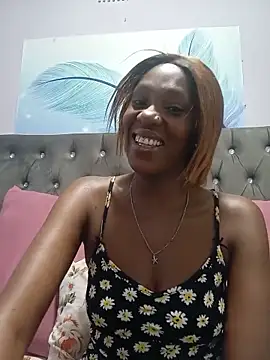 Snapshot of AngelWonderLand07 chatting on June 16, 2:14 am AngelWonderLand07 online show from June 16, 2:14 am