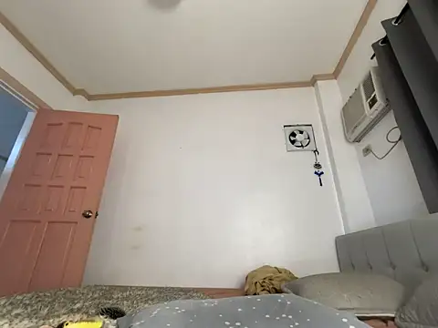 sundaeforger online show from February 18, 5:03 am