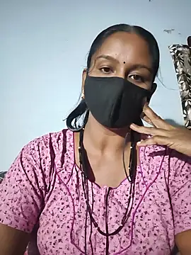 Snapshot of madhushree143 chatting on June 17, 5:14 pm madhushree143 online show from June 17, 5:14 pm