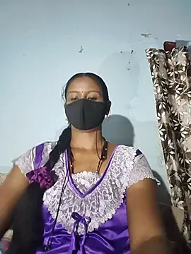Snapshot of madhushree143 chatting on June 23, 6:11 am madhushree143 online show from June 23, 6:11 am