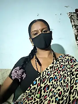 Snapshot of madhushree143 chatting on June 29, 5:25 am madhushree143 online show from June 29, 5:25 am