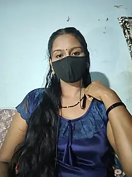 Snapshot of madhushree143 chatting on July 4, 3:40 pm madhushree143 online show from July 4, 3:40 pm