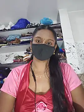 Snapshot of madhushree143 chatting on July 18, 5:50 pm madhushree143 online show from July 18, 5:50 pm