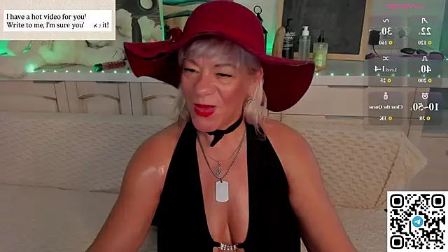 Snapshot of Anna_Coolidge chatting on June 29, 1:01 am Anna Coolidge online show from June 29, 1:01 am