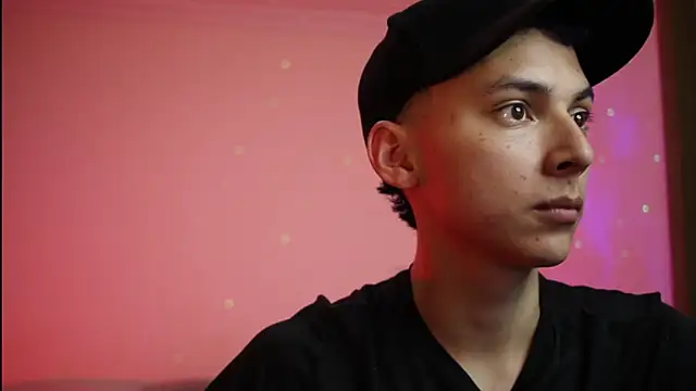 archi love online show from February 6, 5:12 am